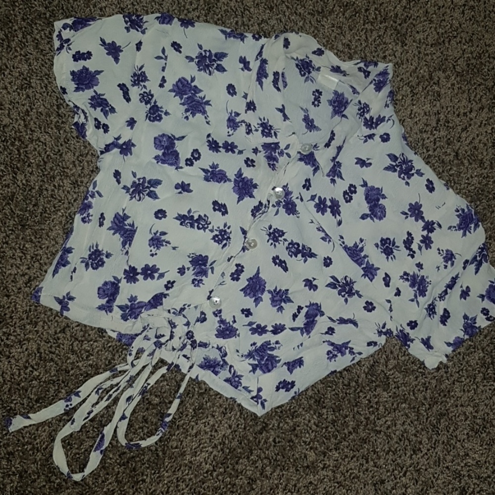 Button down shirt - Picture 2 of 2